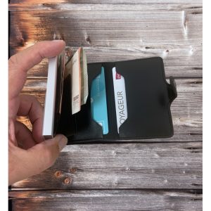 Portefeuille Barrière RFID Metal & Cuir PU Noir